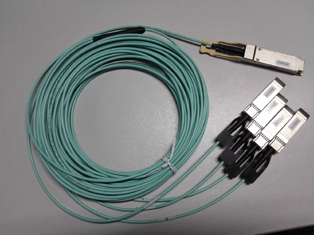 100G QSFP28 to 4X 25G SFP28   AOC